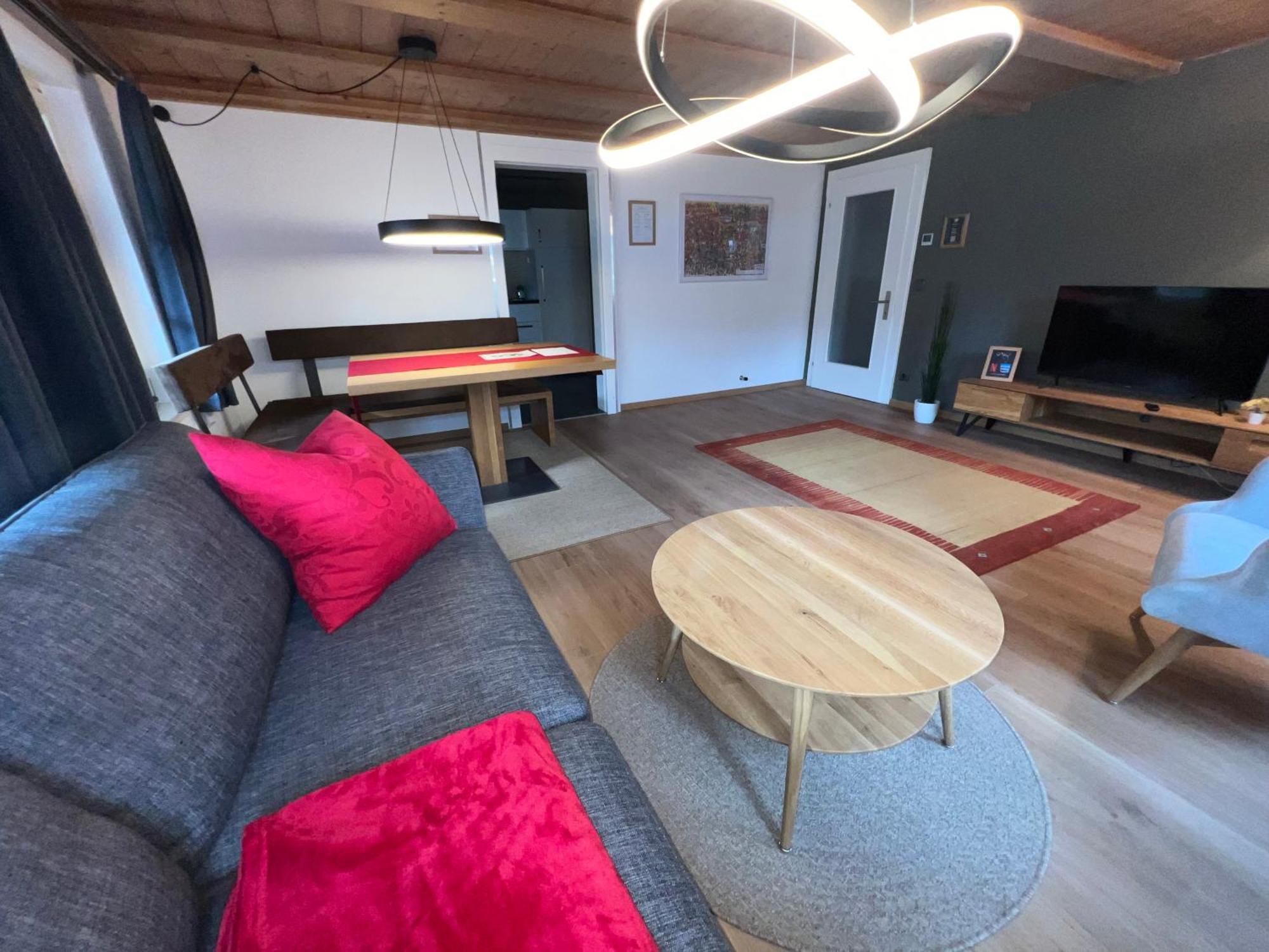 Crimson Cottage Apartments Dornbirn Exterior foto